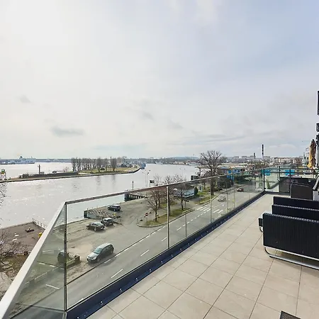 - Nowa Flotylla Apartment Swinoujscie